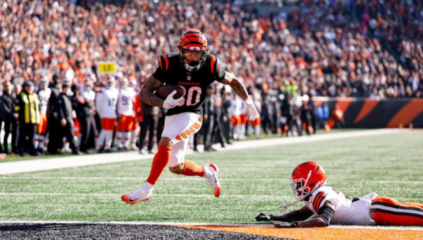 Joe Burrow pushes for the Bengals to extend Chase Brown