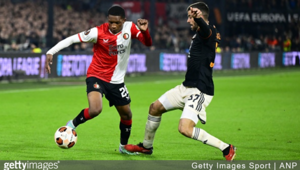 Roma submits €25m bid for Feyenoord defender Givairo Read