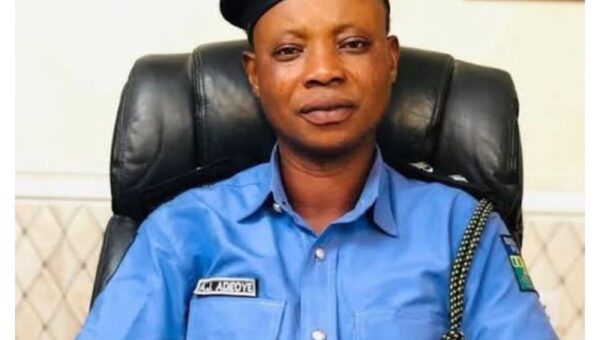 Nollywood police actor, Owolabi Ajasa debunks news of death [VIDEO]
