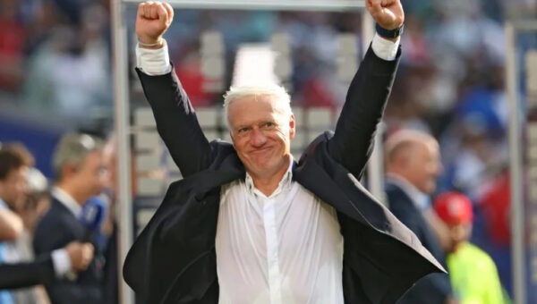 Deschamps leads France to familiar territory in final World Cup