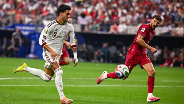 PSG Faces Atletico Madrid Interest for Barcelona Star