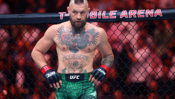 Conor McGregor injury brings UFC star to tears after main event heartbreak