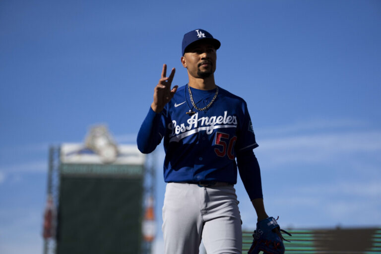 Mookie Betts Suddenly Removed From Dodgers Lineup Before A’s Game
