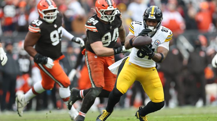 Broncos linked to veteran tight end in latest free agency prediction