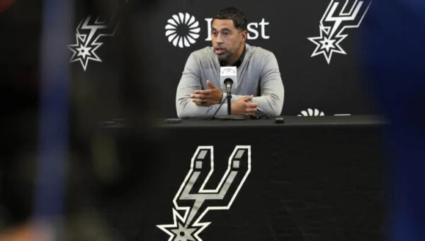 Spurs receive strong marks for offseason moves as championship pursuit continues