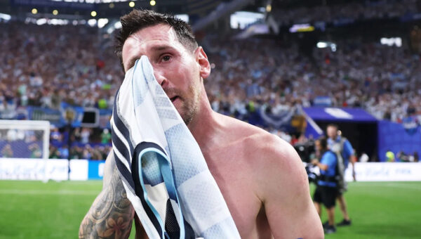 Argentina complete extraordinary comeback to beat Egypt