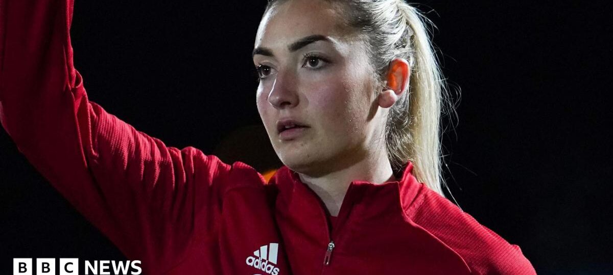 Maddy Cusack 'struggled with girlfriend move'