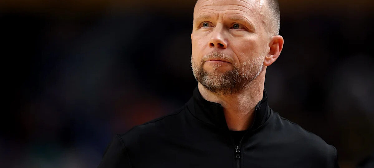 Louisville basketball preps for Bahamas games. We want your questions!