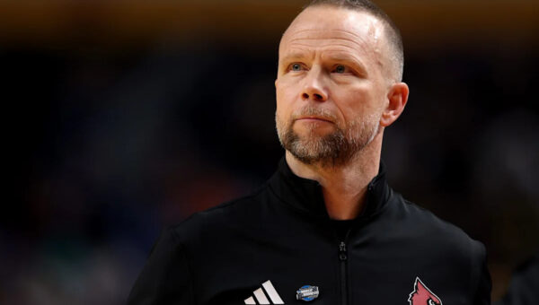 Louisville basketball preps for Bahamas games. We want your questions!