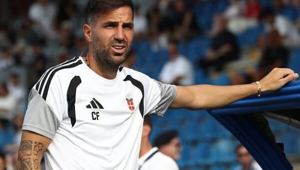 Cesc Fabregas pushing to raid on former club Chelsea for star player; deal could be done soon