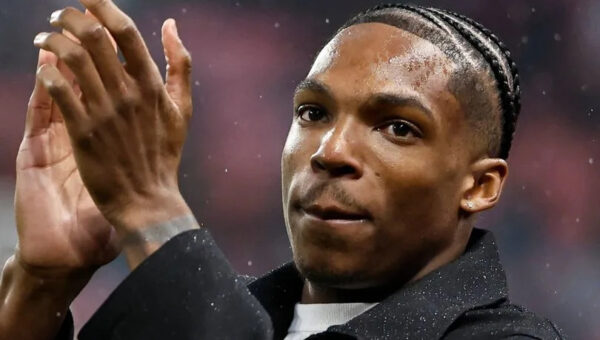 Liverpool complete $79.6 million signing of Jeremy Jacquet as injury fears eased