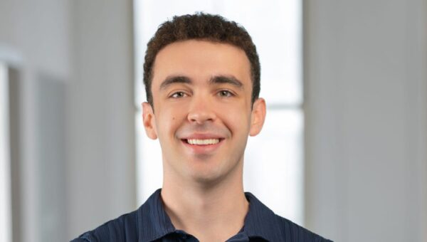 Fizz built a social media app for college students. Now it wants to graduate.