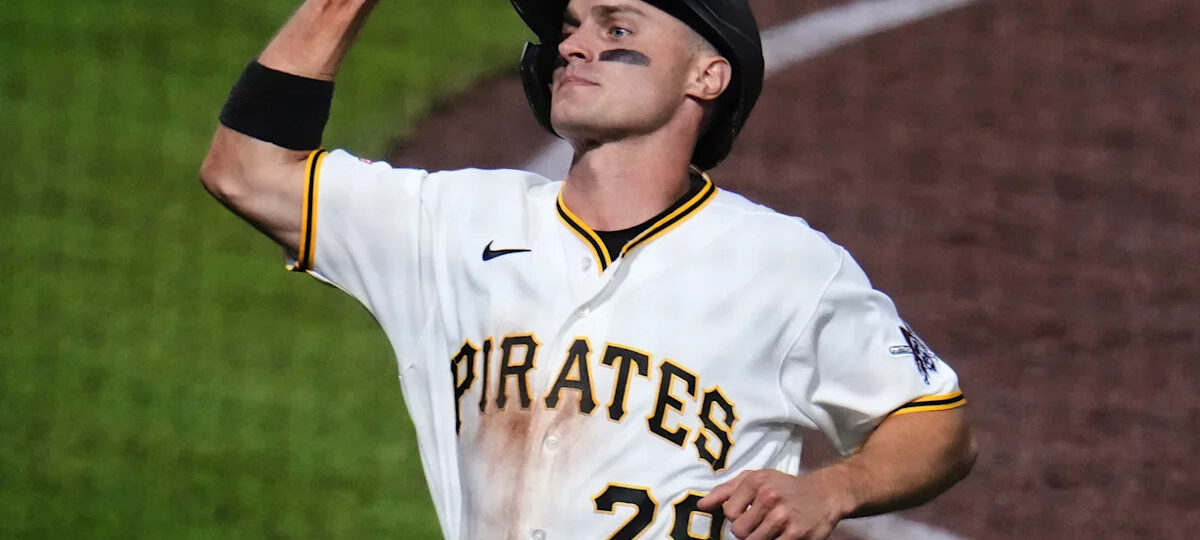 Brandon Lowe’s 10th-inning hit rallies the Pirates over the Diamondbacks 3-2