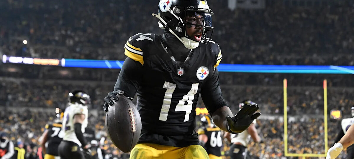 Former Steelers RB receives massive praise from his new quarterback