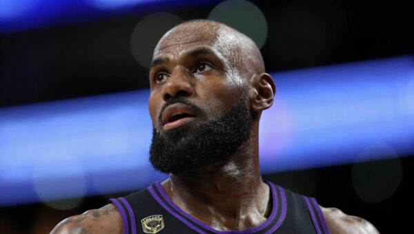 Where will LeBron James play next season? Next team odds, predictions, best fits including Cavaliers, Warriors