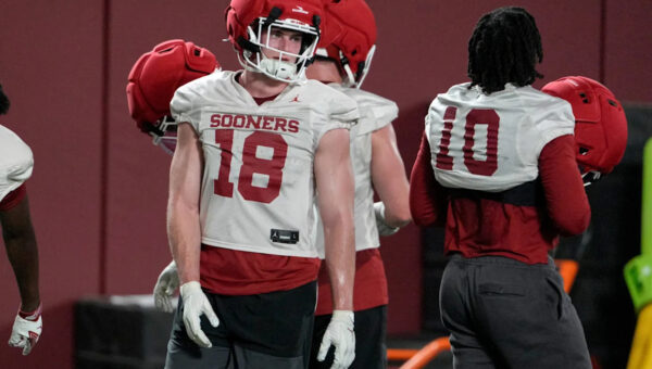 How Owen Heinecke’s return to OU football affects Michigan transfer LB Cole Sullivan