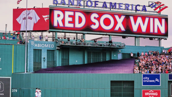 Red Sox win their 15th straight game, matching club-record streak from 80 years ago