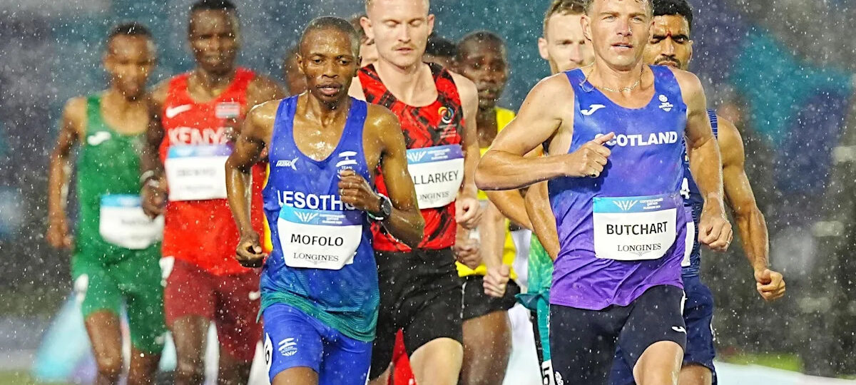 Scots fail to sparkle at sodden Scotstoun