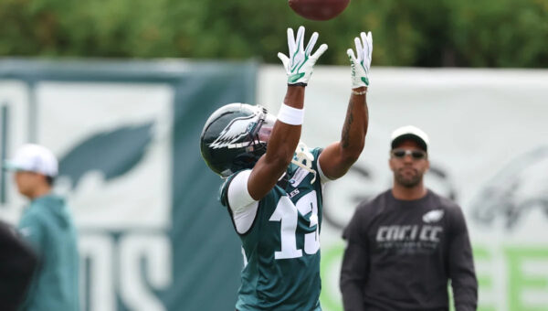 Dontayvion Wicks delivers catch of the day at Eagles training camp