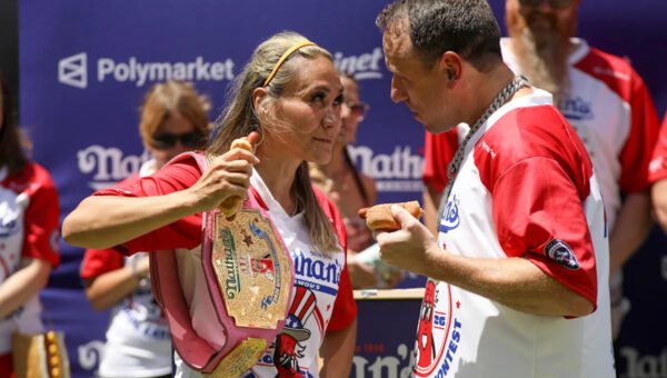 Hot dog eating champs seek to repeat in Nathan’s Famous contest