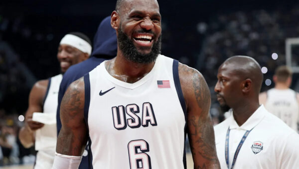 LeBron James will return to position he hasn’t played in six years with the Philadelphia 76ers