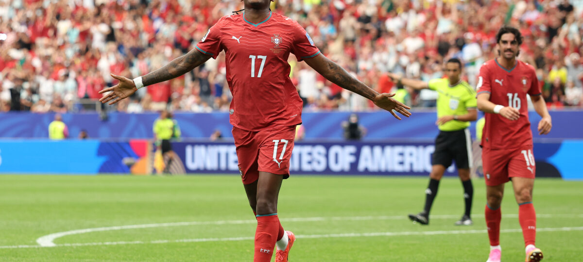 De Zerbi puts Leao on Tottenham’s shortlist after informal talks with Milan