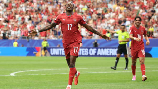 De Zerbi puts Leao on Tottenham’s shortlist after informal talks with Milan