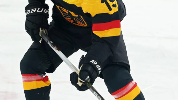 Former Spartan not given qualifying offer from Detroit Red Wings