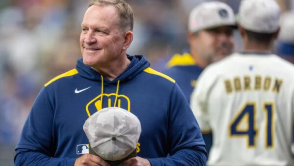 Brewers urged by MLB insider to go ‘all-in’ at trade deadline like Cubs did in 2016