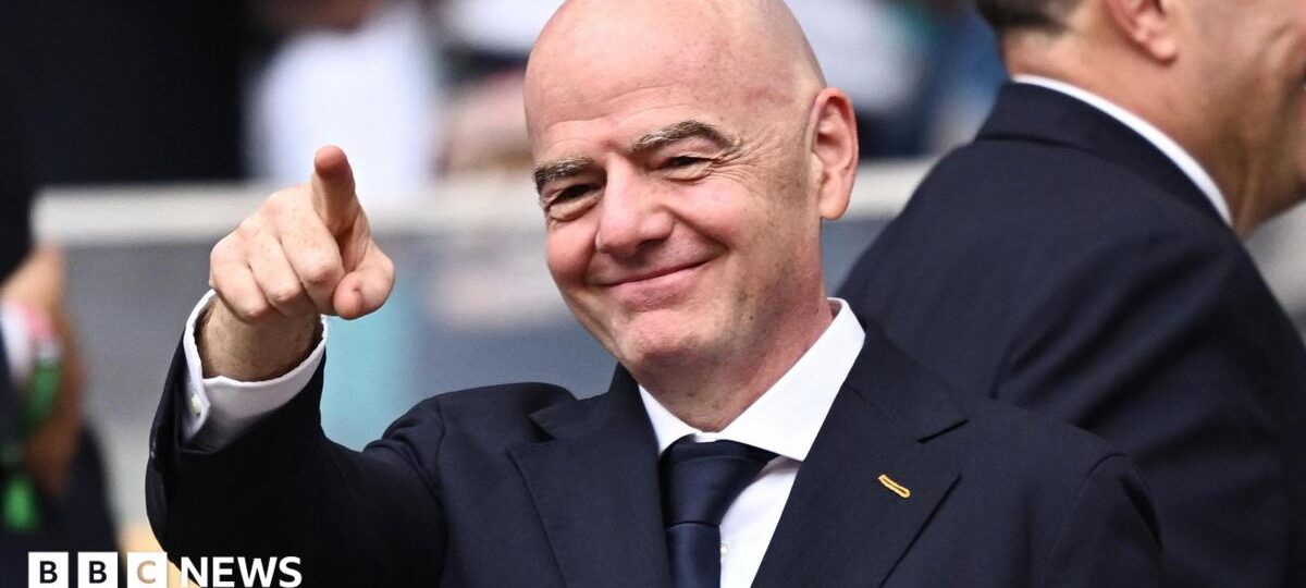 Lib Dems urge FA and Uefa to withdraw from Fifa