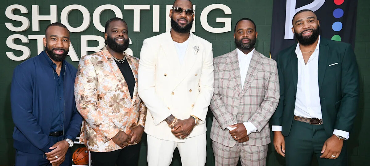LeBron James’s former high school teammate serves as Cavs Summer League guest coach