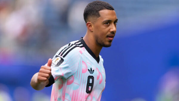 Manchester United close in on Youri Tielemans after sealing deal for new midfielder