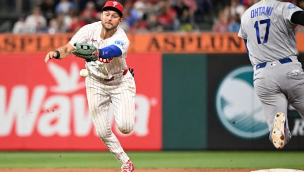 When glove failed, Trea Turner had milestone night at plate vs. Dodgers