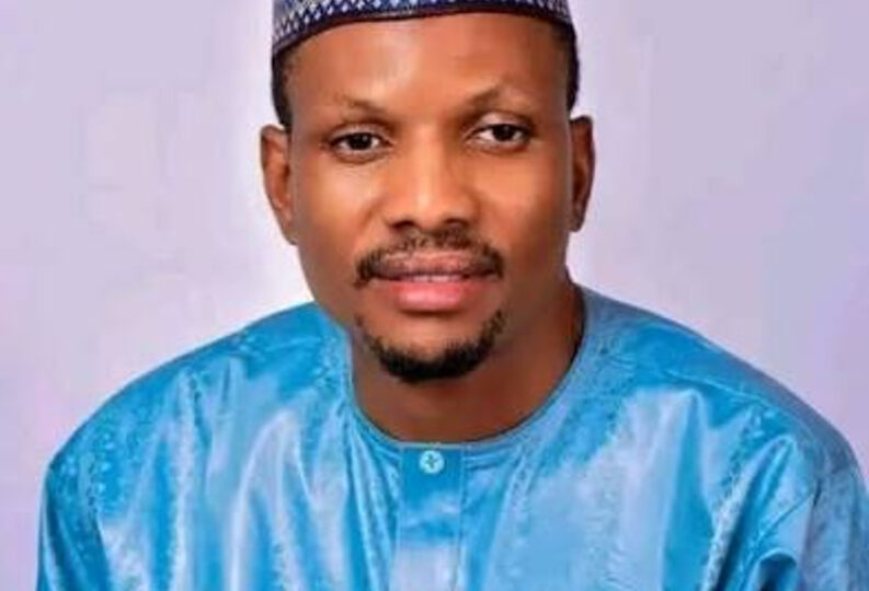 Withdraw your money, buy weapons to protect yourselves – Zamfara lawmaker tells constituents
