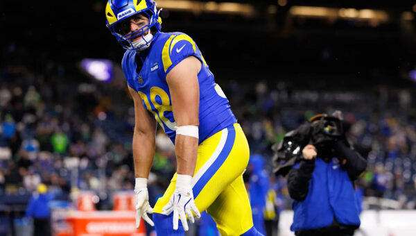 Nick Vannett jumps back to Seahawks after Rams stint