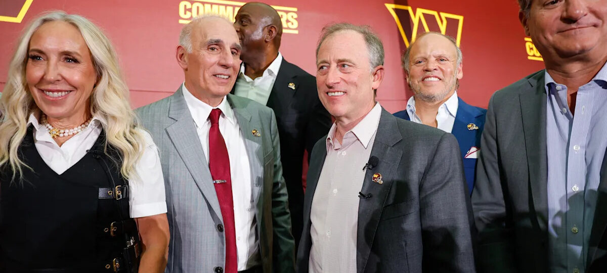 A very memorable anniversary for the Commanders