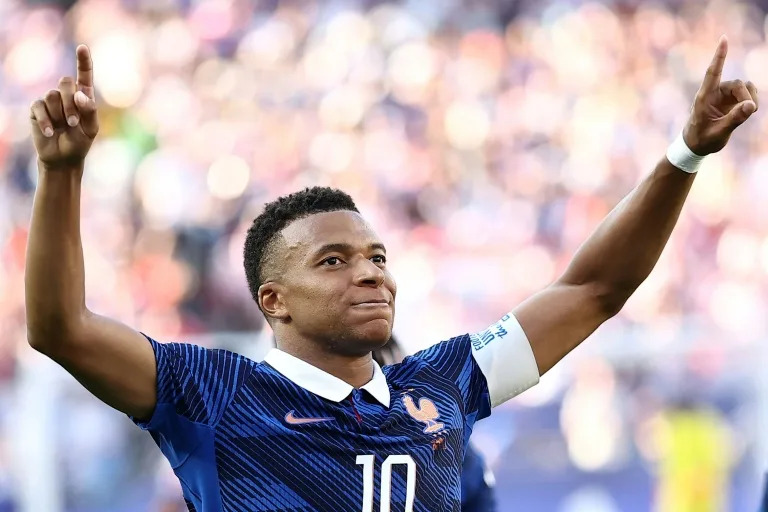France, Morocco kick off blockbuster World Cup quarter-finals