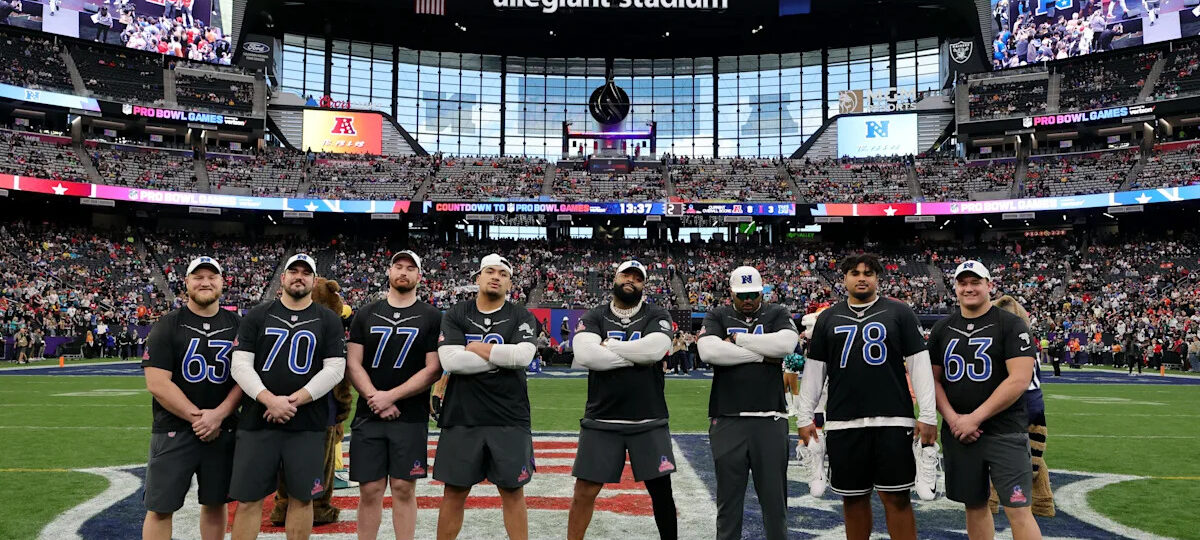 All-NFC South Team of the 2020s: Durability defines the offensive line