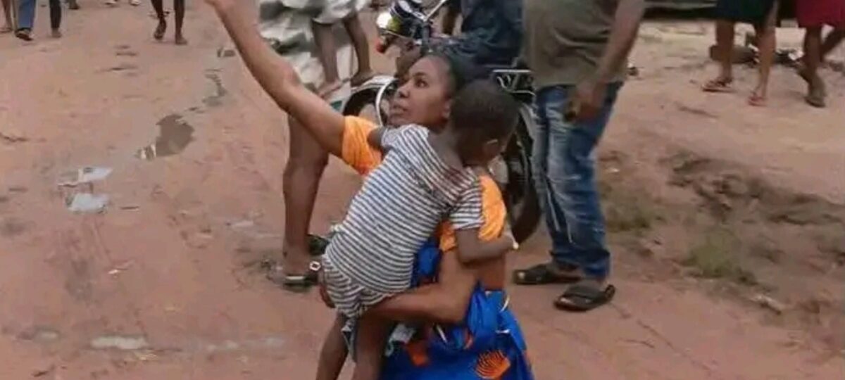 Man throws down two children from three-storey building in Aba, victims hospitalized