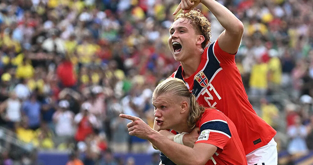 Norway celebrate their historic World Cup appearance with a party!