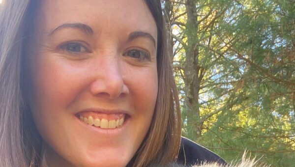 I racked up $40,000 in credit card debt and kept it a secret from everyone. At 40, I had to move in with my parents to pay it down.