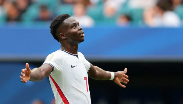 Bukayo Saka brace gives England big World Cup lead vs. France