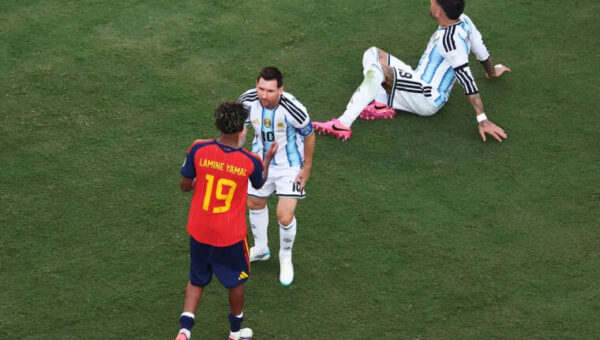 Spain end Messi era as Trump’s awkward stunt overshadows Yamal’s coronation