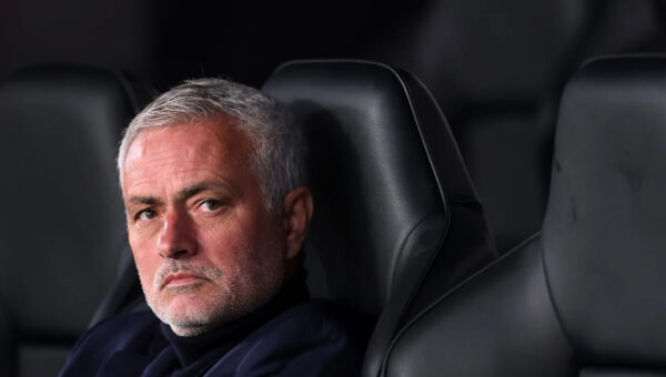 Real Madrid put midfield signing on hold