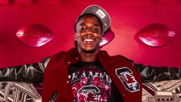 South Carolina wins heated recruiting battle over LSU for 4-star safety Davion Jones