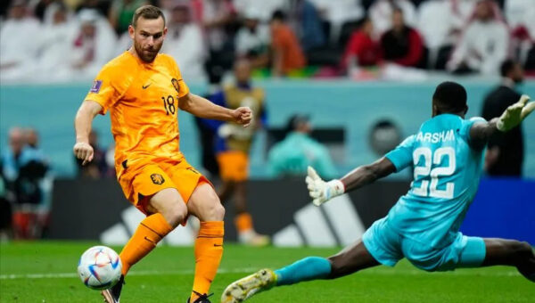 Portland Timbers announce signing of former Netherlands and Spurs star striker