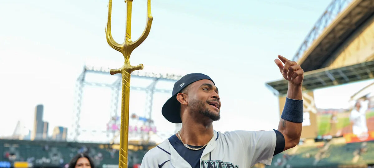 Julio Rodríguez activated from concussion IL, drives in walk-off run in Mariners' 4-3 win over Giants