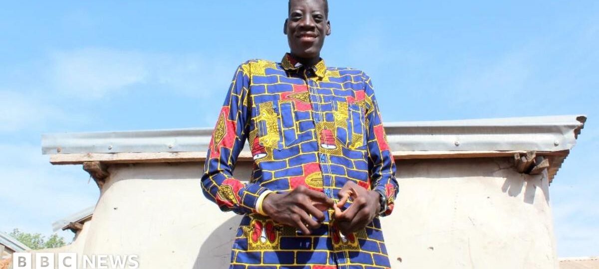 Ghana mourns its tallest man - a 'generous and popular giant'