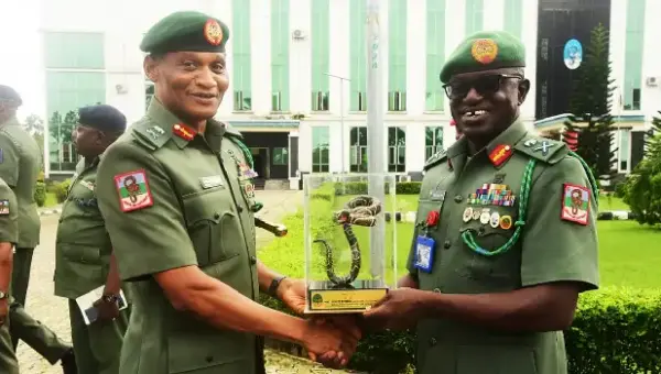 [PHOTOS] Okoro Assumes Command Of 6 Division, Pledges To Sustain Oil Infrastructure Protection