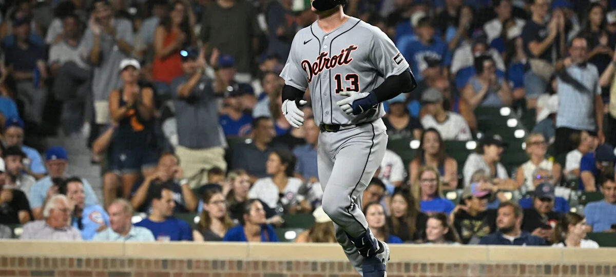 Detroit Tigers slug early, scamper in 10th inning to beat Chicago Cubs
